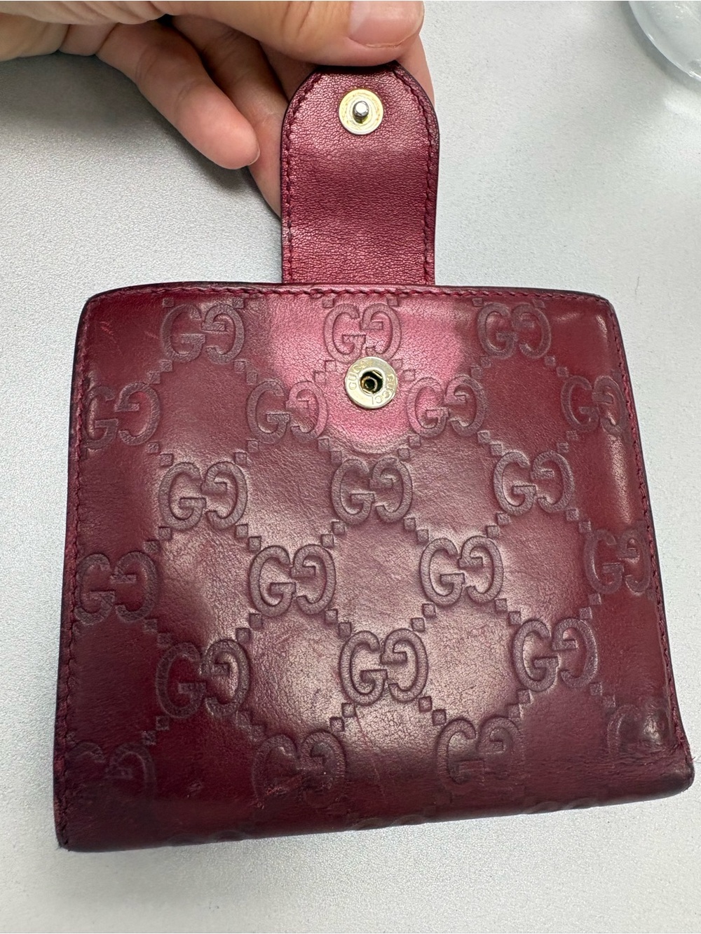 Gucci Burgundy Leather Wallet with Gold Heart Logo - Picture 4 of 11